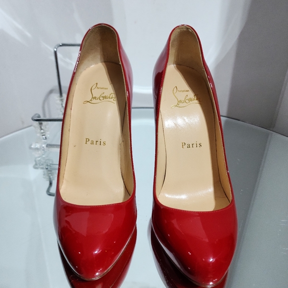 Christian Louboutin Fifi Red Patent Leather Pumps Heels Size 35.5 - Picture 2 of 10